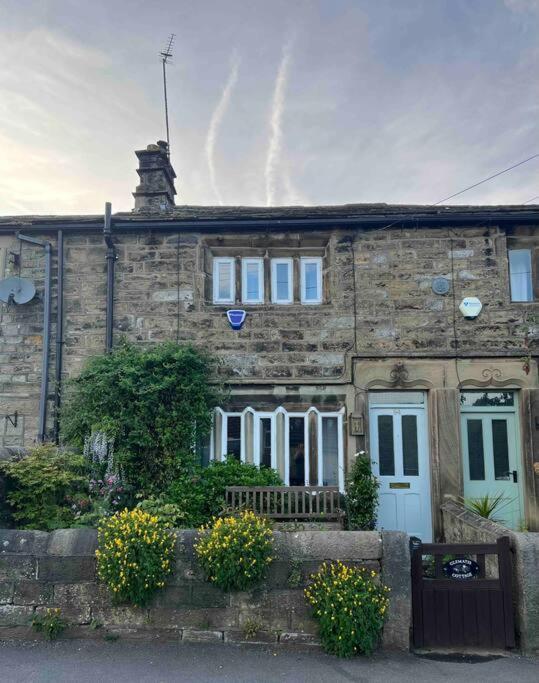 17Th Century Cottage With Hidden Garden Steeton Exteriér fotografie