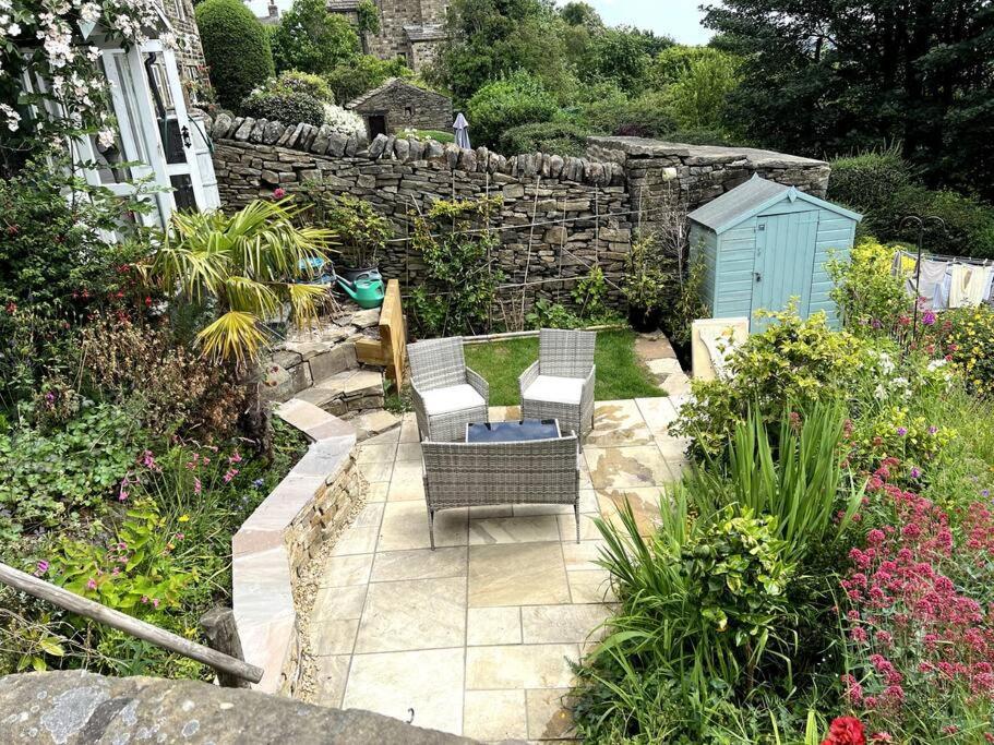 17Th Century Cottage With Hidden Garden Steeton Exteriér fotografie